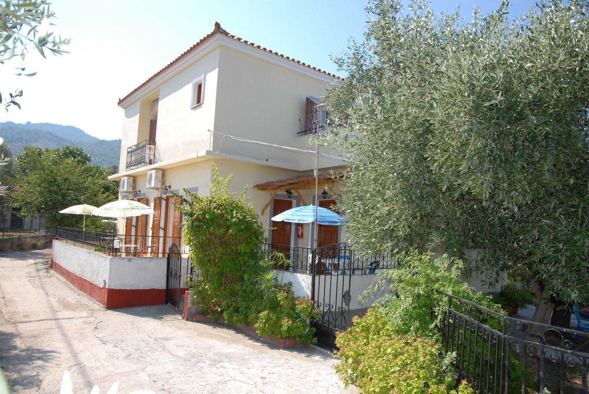 Vassilis Studios Anaxos Exteriör bild