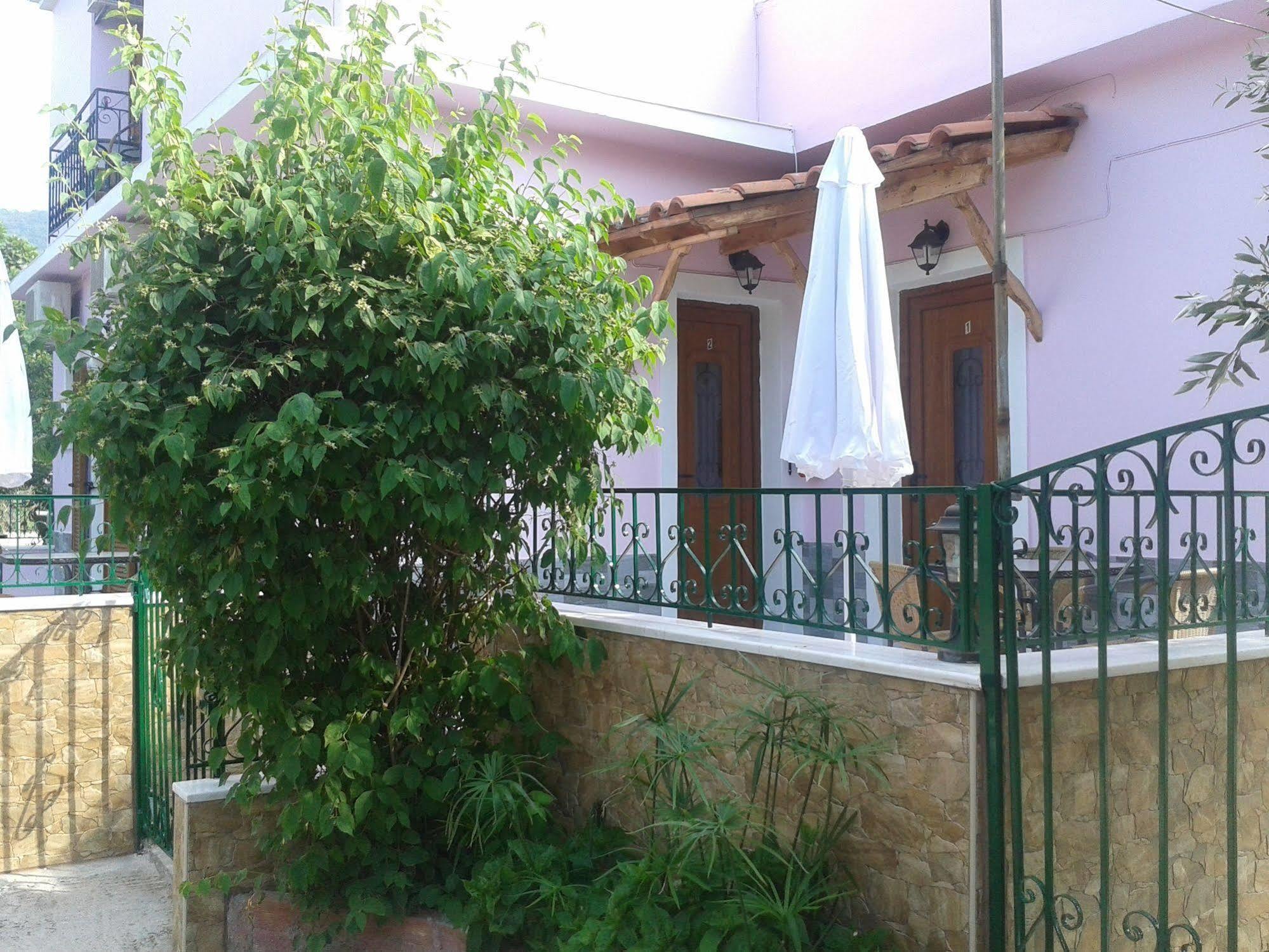 Vassilis Studios Anaxos Exteriör bild